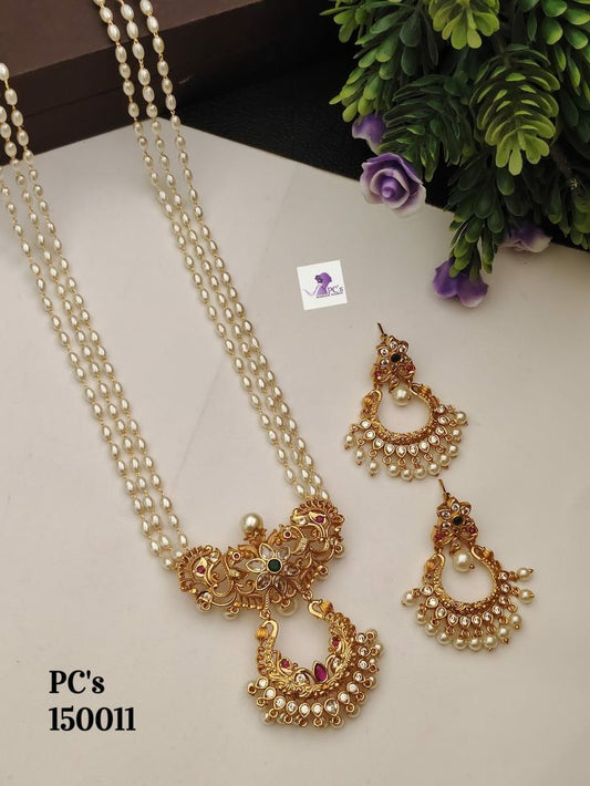 Kemp and Glow Dazzled Necklace Set